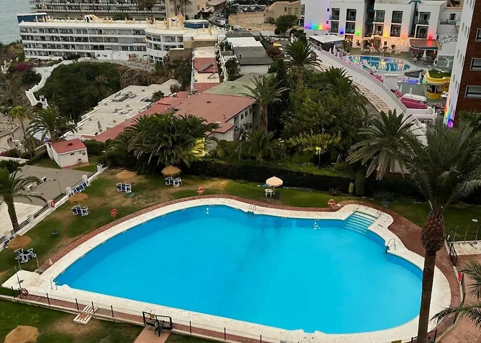 Atlantis - La Roca Tower *